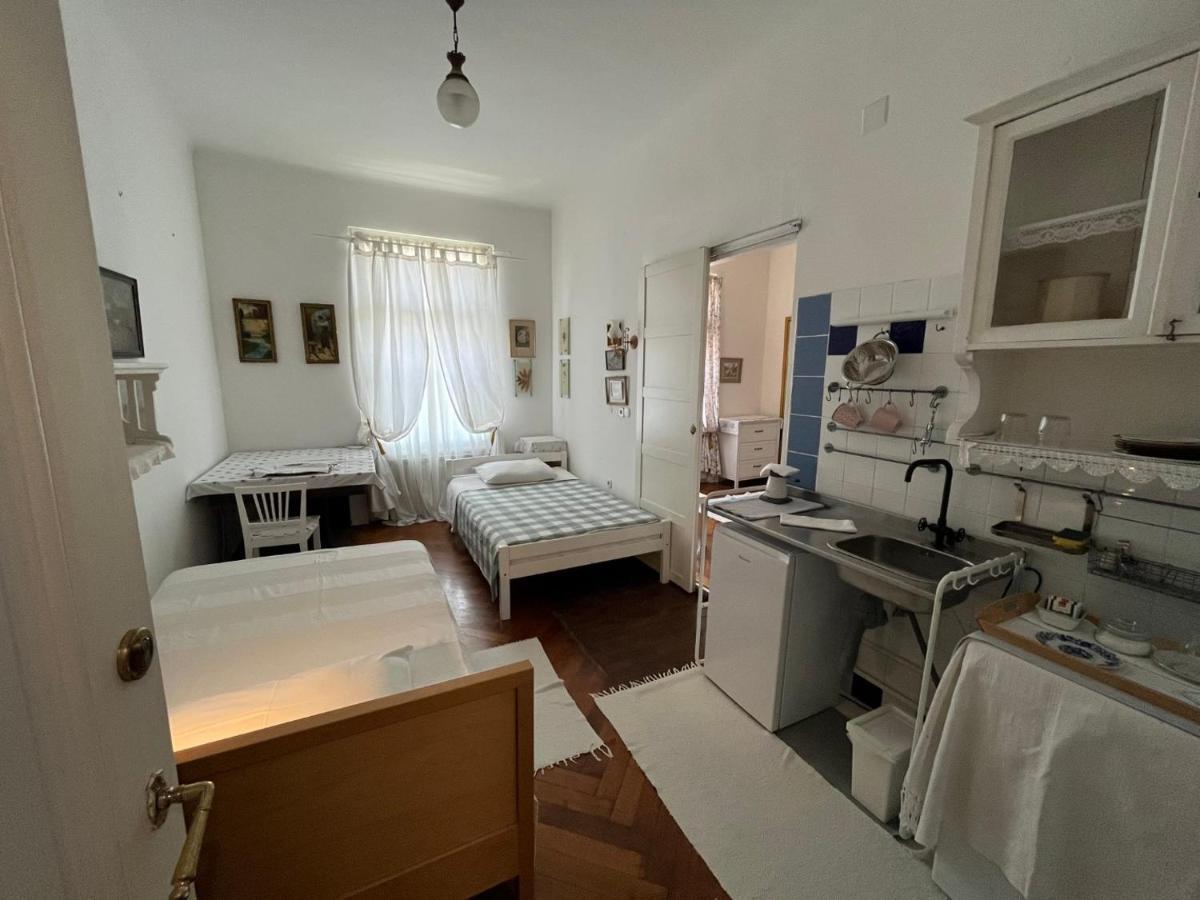 Guest House Ilicki Plac Zagreb Exterior photo